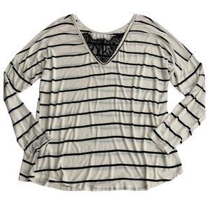 White and Black Striped Long Sleeve T-shirt Lace Large